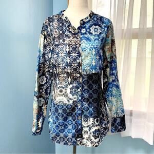 Soft Surroundings Blue Batik Print Button Down Size Small